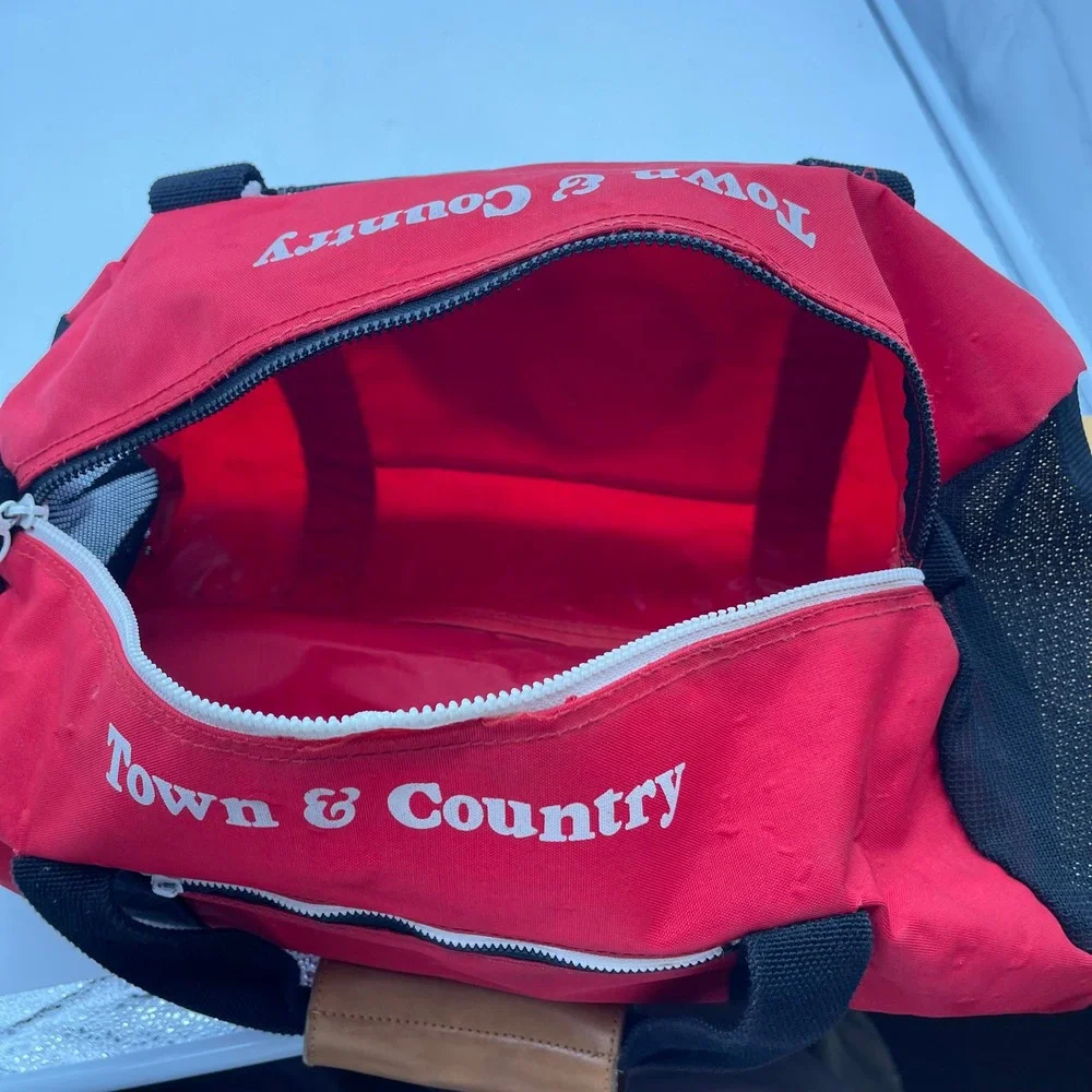 Vintage 80s Town & Country Surf Designs Red Duffel Bag Pearl City Hawaii